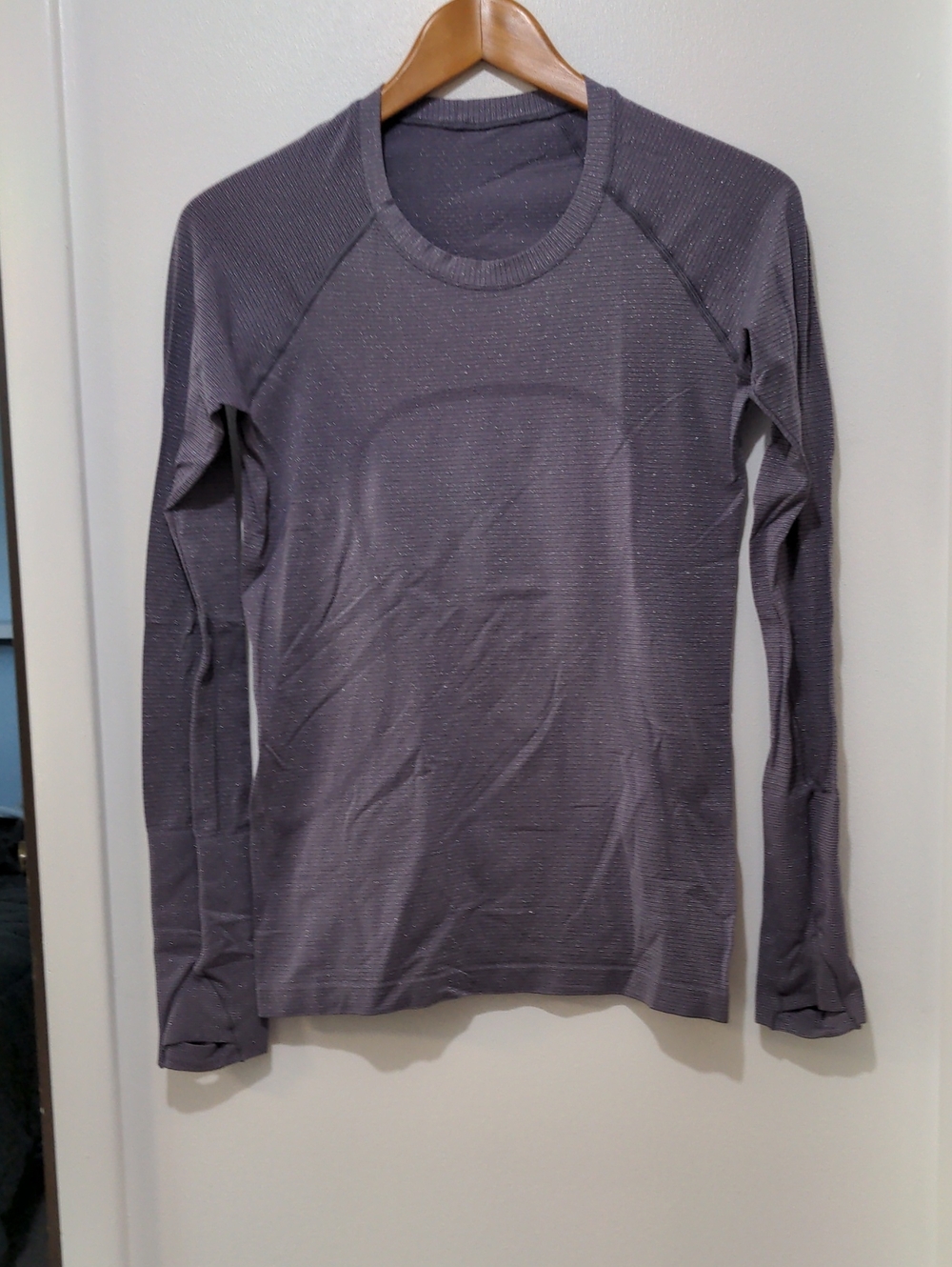 GUC Lululemon Long Sleeve Swift Stride Shirt
